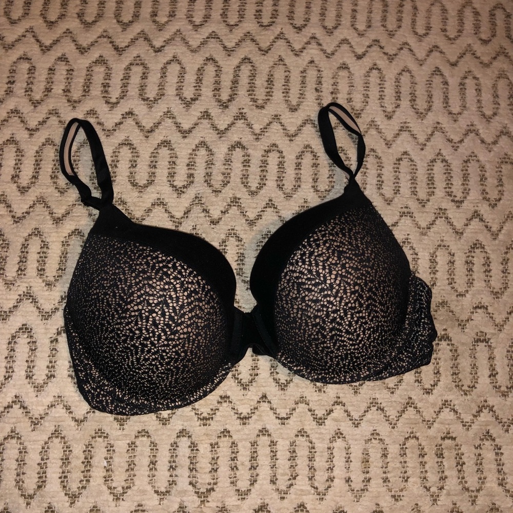 vs bra - Picture 2 of 5